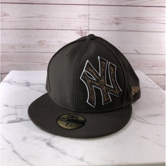 New Era Other - New Era 59Fifty New York Yankees Brown W/ embroidered Logo Wool Fitted Hat 7 1/8